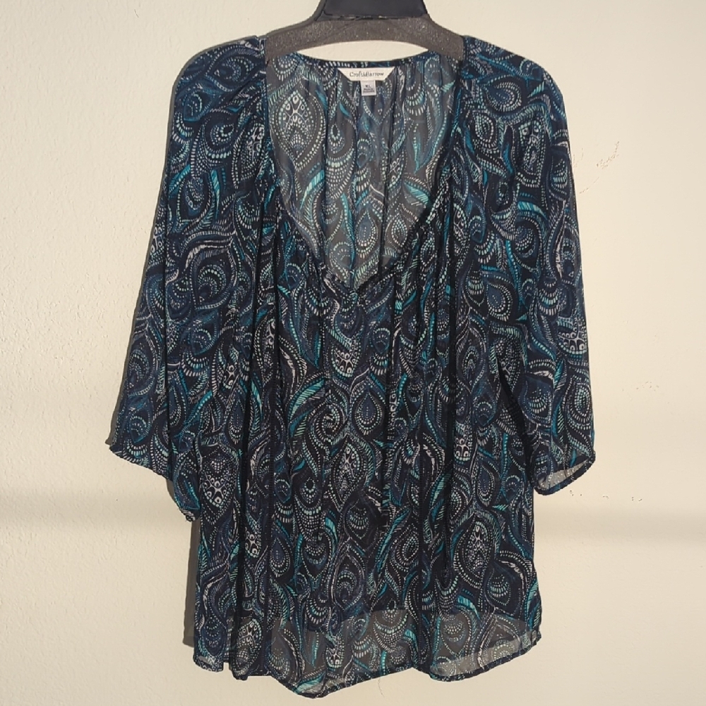 Croft & Barrow Blue and Gray Paisley Top